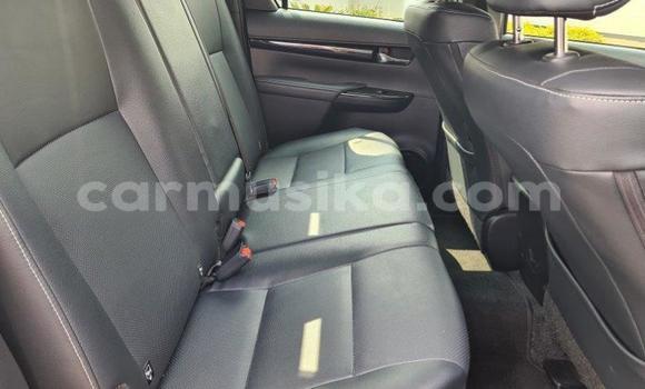 Buy Used Toyota Hilux Silver Car in Beitbridge in Matabeleland South Buy Used Toyota Hilux Silver Car in Beitbridge in Matabeleland South