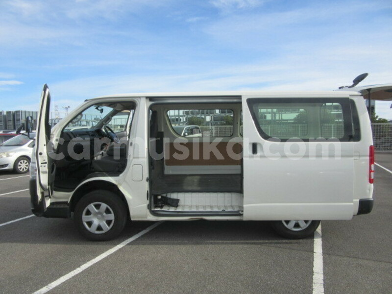 Big with watermark toyota hiace matabeleland south beitbridge 28910