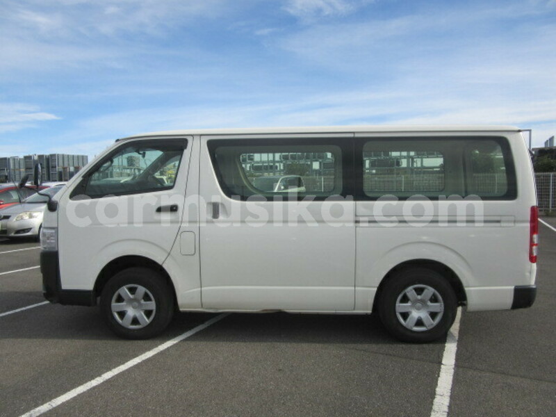 Big with watermark toyota hiace matabeleland south beitbridge 28910