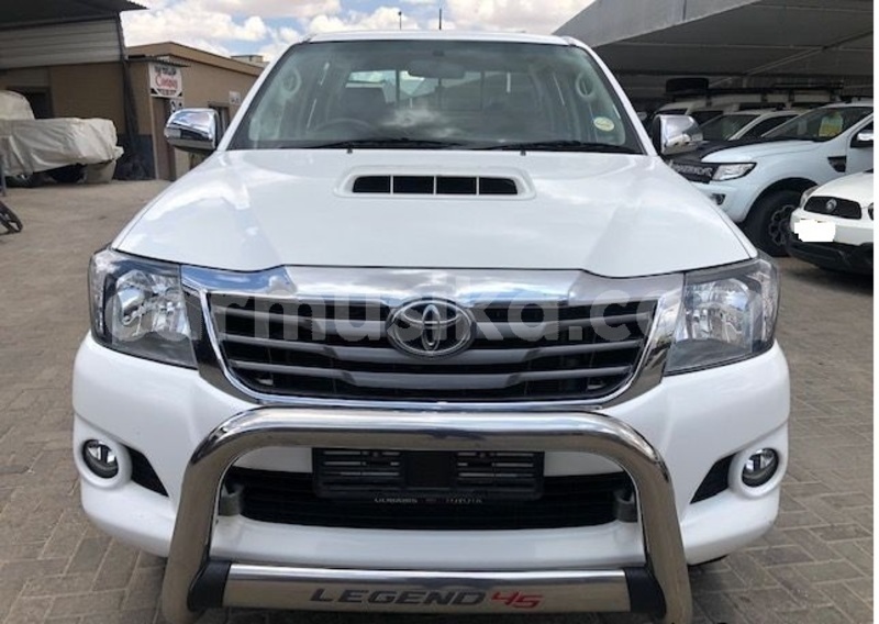 Big with watermark toyota hilux matabeleland south beitbridge 28924