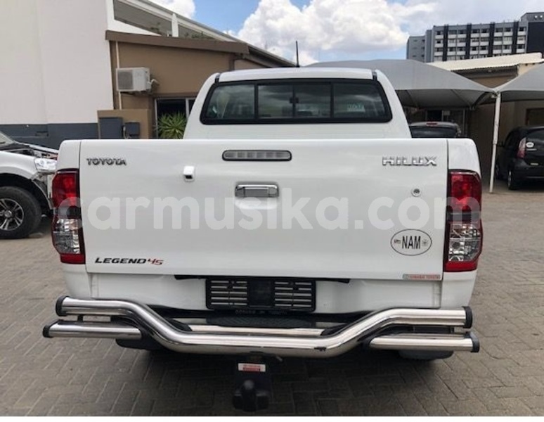 Big with watermark toyota hilux matabeleland south beitbridge 28924