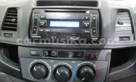 Acheter Occasion Voiture Toyota Hilux Blanc à Beitbridge, Matabeleland South Acheter Occasion Voiture Toyota Hilux Blanc à Beitbridge, Matabeleland South