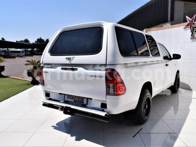 Big with watermark toyota hilux matabeleland south beitbridge 28935