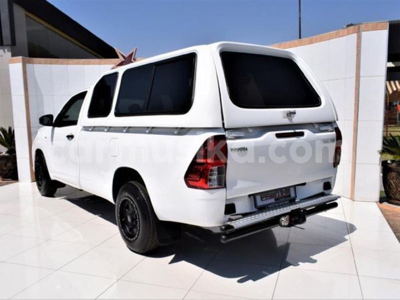 Big with watermark toyota hilux matabeleland south beitbridge 28935