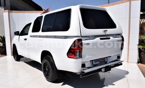 Nunua Ilio tumika Toyota Hilux Nyeupe Gari ndani ya Beitbridge nchini Matabeleland Kusini Nunua Ilio tumika Toyota Hilux Nyeupe Gari ndani ya Beitbridge nchini Matabeleland Kusini