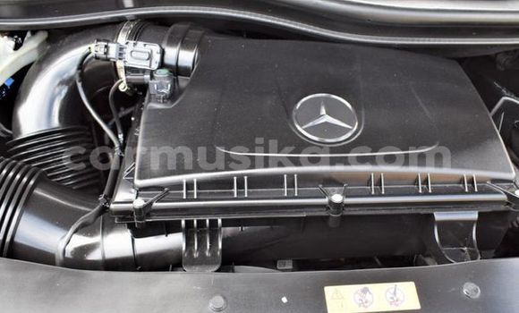 Acheter Occasion Voiture Mercedes-Benz CLS250 Noir à Beitbridge, Matabeleland South Acheter Occasion Voiture Mercedes-Benz CLS250 Noir à Beitbridge, Matabeleland South