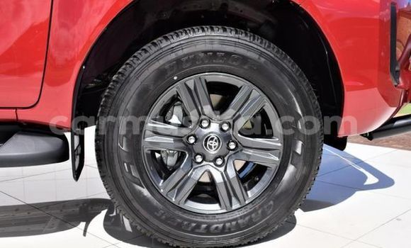 Tenga Tsaru Toyota Hilux Tsvuku Mota in Beitbridge in Matabeleland South Tenga Tsaru Toyota Hilux Tsvuku Mota in Beitbridge in Matabeleland South