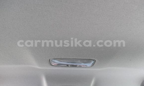 Tenga Tsaru Toyota Hilux Tsvuku Mota in Beitbridge in Matabeleland South Tenga Tsaru Toyota Hilux Tsvuku Mota in Beitbridge in Matabeleland South