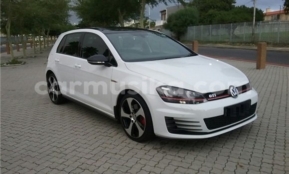 Acheter Occasion Voiture Volkswagen Golf GTI Blanc à Beitbridge, Matabeleland South Acheter Occasion Voiture Volkswagen Golf GTI Blanc à Beitbridge, Matabeleland South