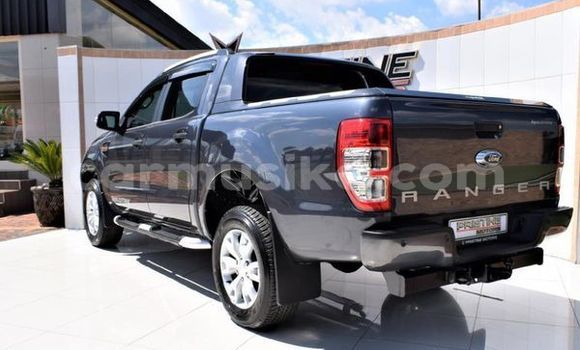 Buy Used FORD MUSTANG Silver Car in Beitbridge in Matabeleland South Buy Used FORD MUSTANG Silver Car in Beitbridge in Matabeleland South