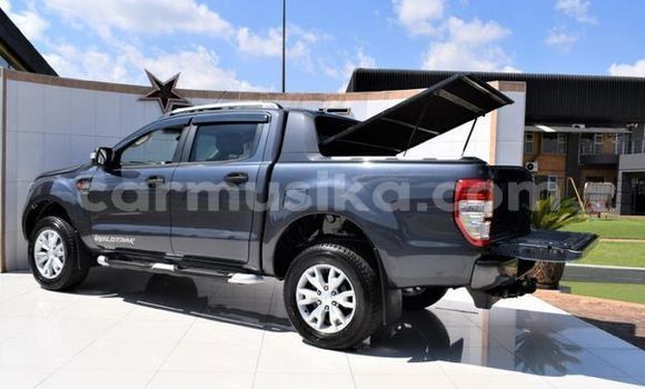 Buy Used FORD MUSTANG Silver Car in Beitbridge in Matabeleland South Buy Used FORD MUSTANG Silver Car in Beitbridge in Matabeleland South