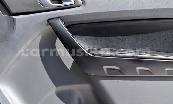 Buy Used FORD MUSTANG Silver Car in Beitbridge in Matabeleland South Buy Used FORD MUSTANG Silver Car in Beitbridge in Matabeleland South