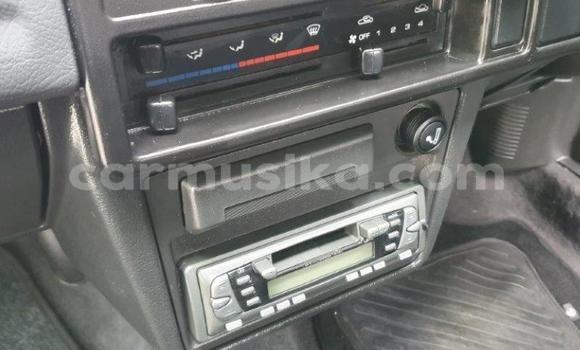 Nunua Ilio tumika Mazda 323 Nyeupe Gari ndani ya Beitbridge nchini Matabeleland Kusini Nunua Ilio tumika Mazda 323 Nyeupe Gari ndani ya Beitbridge nchini Matabeleland Kusini