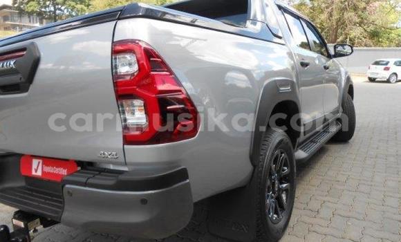 Buy Used Toyota Hilux Silver Car in Beitbridge in Matabeleland South Buy Used Toyota Hilux Silver Car in Beitbridge in Matabeleland South