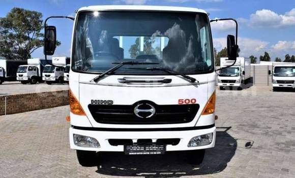 Acheter Occasion Voiture Eagle Cars SS Autre à Beitbridge, Matabeleland South Acheter Occasion Voiture Eagle Cars SS Autre à Beitbridge, Matabeleland South