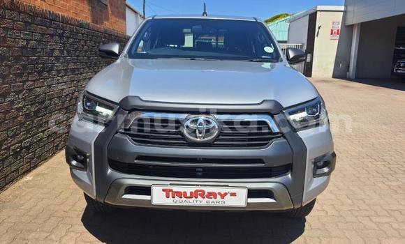 Buy Used Toyota Hilux Silver Car in Beitbridge in Matabeleland South Buy Used Toyota Hilux Silver Car in Beitbridge in Matabeleland South