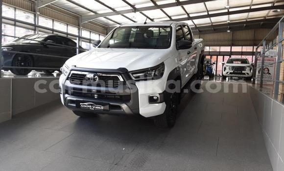 Acheter Occasion Voiture Toyota Hilux Blanc à Beitbridge, Matabeleland South Acheter Occasion Voiture Toyota Hilux Blanc à Beitbridge, Matabeleland South