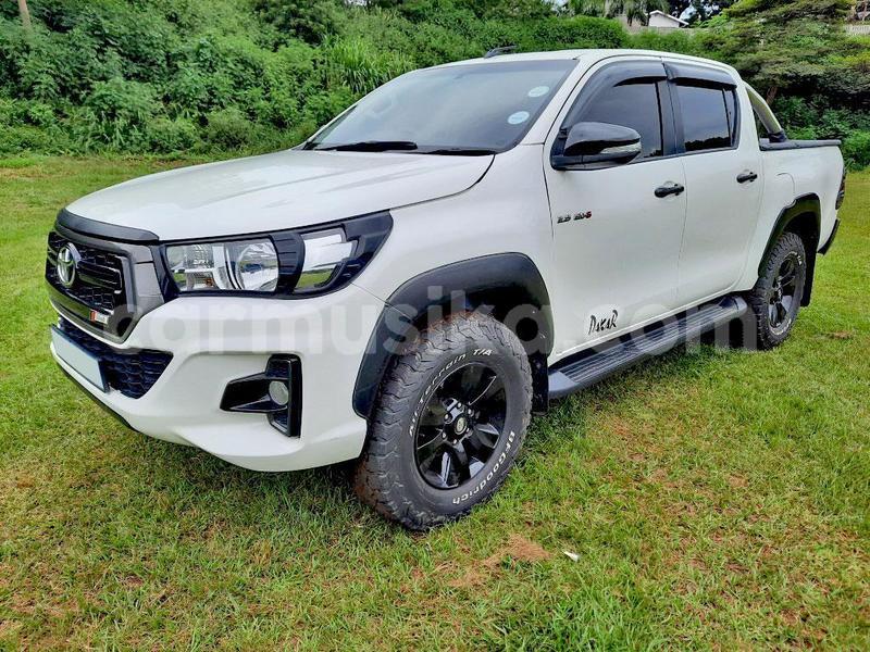 Big with watermark toyota hilux matabeleland south beitbridge 28952