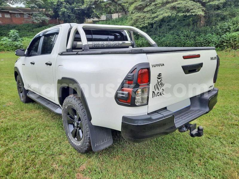 Big with watermark toyota hilux matabeleland south beitbridge 28952