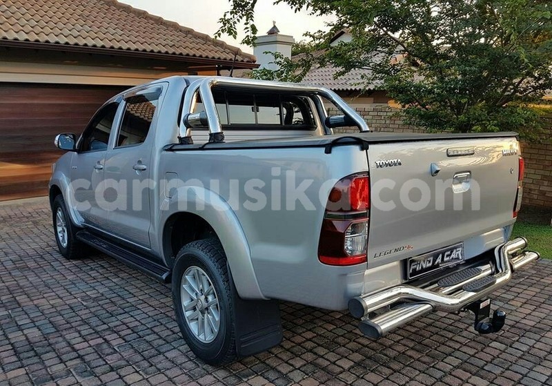 Big with watermark toyota hilux matabeleland south beitbridge 28957