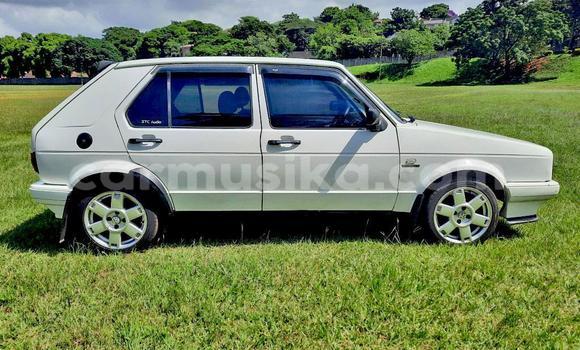 Buy Used Volkswagen Golf White Car in Beitbridge in Matabeleland South Buy Used Volkswagen Golf White Car in Beitbridge in Matabeleland South