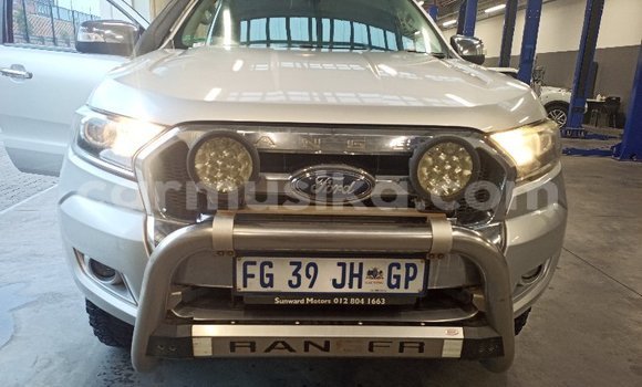 Acheter Occasion Voiture Ford Ranger Gris à Beitbridge, Matabeleland South Acheter Occasion Voiture Ford Ranger Gris à Beitbridge, Matabeleland South