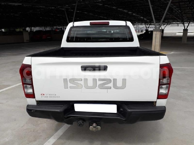 Big with watermark isuzu kb matabeleland south beitbridge 28971