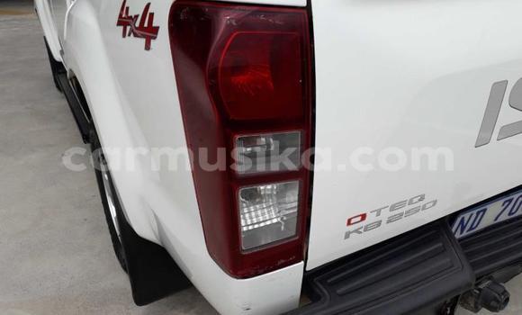 Acheter Occasion Voiture Isuzu KB Blanc à Beitbridge, Matabeleland South Acheter Occasion Voiture Isuzu KB Blanc à Beitbridge, Matabeleland South