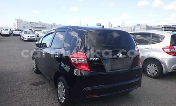 Buy Import Honda Fit Black Car in Beitbridge in Matabeleland South Buy Import Honda Fit Black Car in Beitbridge in Matabeleland South