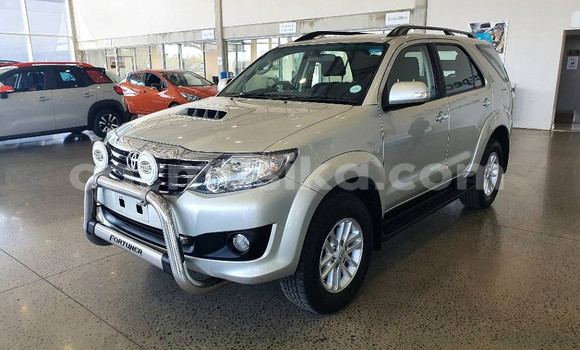 Buy Used Toyota Fortuner Silver Car in Beitbridge in Matabeleland South Buy Used Toyota Fortuner Silver Car in Beitbridge in Matabeleland South