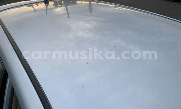 Nunua Ilio tumika Toyota Runx Bluu Gari ndani ya Beitbridge nchini Matabeleland Kusini Nunua Ilio tumika Toyota Runx Bluu Gari ndani ya Beitbridge nchini Matabeleland Kusini