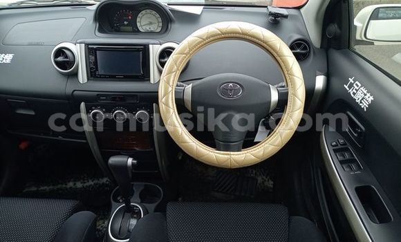 Acheter Occasion Voiture Toyota IST Blanc à Beitbridge, Matabeleland South Acheter Occasion Voiture Toyota IST Blanc à Beitbridge, Matabeleland South