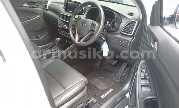 Acheter Occasion Voiture Hyundai Tucson Blanc à Borrowdale, Harare Acheter Occasion Voiture Hyundai Tucson Blanc à Borrowdale, Harare