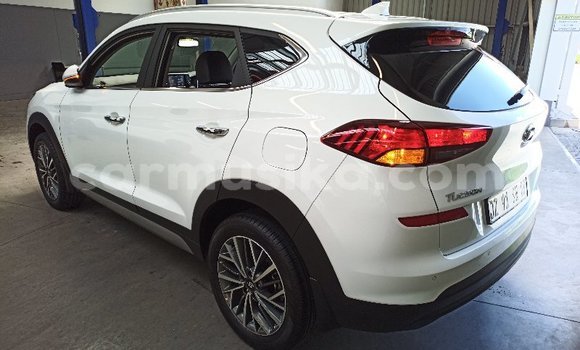 Acheter Occasion Voiture Hyundai Tucson Blanc à Borrowdale, Harare Acheter Occasion Voiture Hyundai Tucson Blanc à Borrowdale, Harare