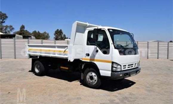 Acheter Occasion Voiture Isuzu Bellett Blanc à Beitbridge, Matabeleland South Acheter Occasion Voiture Isuzu Bellett Blanc à Beitbridge, Matabeleland South