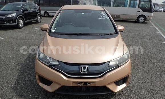 Buy Used Honda Fit White Car in Harare in Harare Buy Used Honda Fit White Car in Harare in Harare
