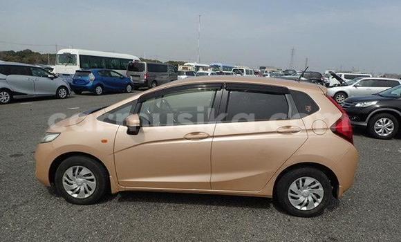 Buy Used Honda Fit White Car in Harare in Harare Buy Used Honda Fit White Car in Harare in Harare