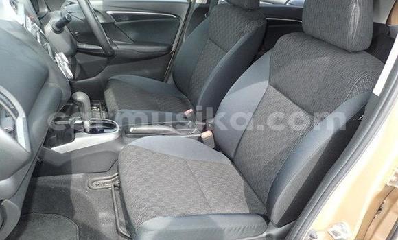 Buy Used Honda Fit White Car in Harare in Harare Buy Used Honda Fit White Car in Harare in Harare