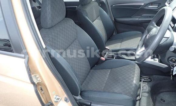 Buy Used Honda Fit White Car in Harare in Harare Buy Used Honda Fit White Car in Harare in Harare