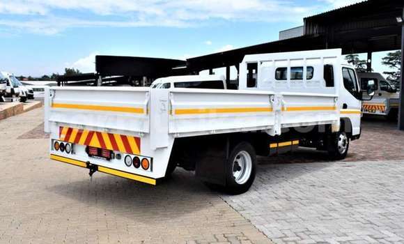 Buy Used DAF LF White Truck in Beitbridge in Matabeleland South Buy Used DAF LF White Truck in Beitbridge in Matabeleland South