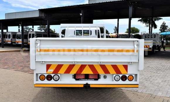 Buy Used DAF LF White Truck in Beitbridge in Matabeleland South Buy Used DAF LF White Truck in Beitbridge in Matabeleland South