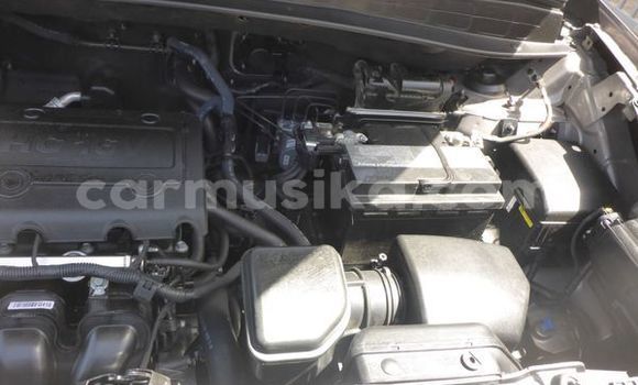 Acheter Occasion Voiture Hyundai ix35 Marron à Beitbridge, Matabeleland South Acheter Occasion Voiture Hyundai ix35 Marron à Beitbridge, Matabeleland South