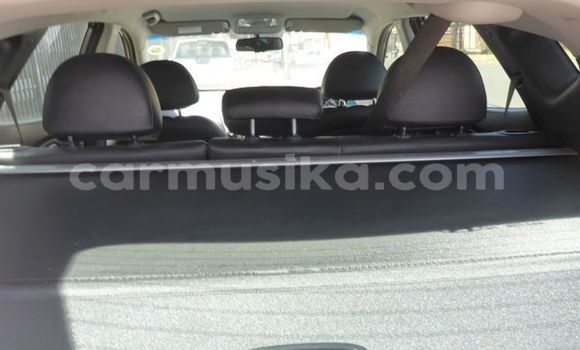 Acheter Occasion Voiture Hyundai ix35 Marron à Beitbridge, Matabeleland South Acheter Occasion Voiture Hyundai ix35 Marron à Beitbridge, Matabeleland South