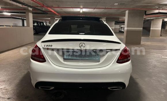 Tenga Tsaru Mercedes-Benz C-Classe Chena Mota in Beitbridge in Matabeleland South Tenga Tsaru Mercedes-Benz C-Classe Chena Mota in Beitbridge in Matabeleland South