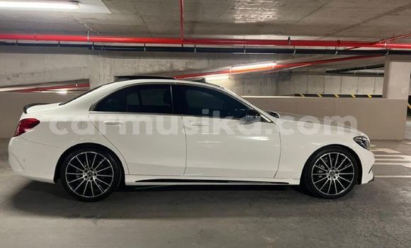 Tenga Tsaru Mercedes-Benz C-Classe Chena Mota in Beitbridge in Matabeleland South Tenga Tsaru Mercedes-Benz C-Classe Chena Mota in Beitbridge in Matabeleland South