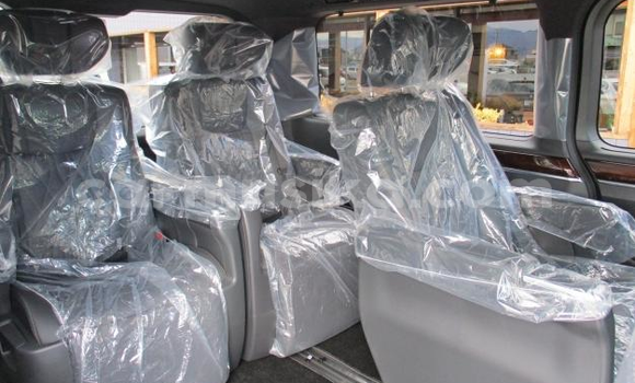 Acheter Occasion Voiture Toyota Grand HiAce Noir à Beitbridge, Matabeleland South Acheter Occasion Voiture Toyota Grand HiAce Noir à Beitbridge, Matabeleland South