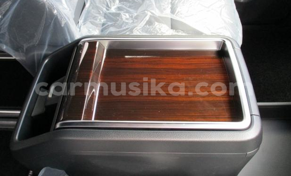 Acheter Occasion Voiture Toyota Grand HiAce Noir à Beitbridge, Matabeleland South Acheter Occasion Voiture Toyota Grand HiAce Noir à Beitbridge, Matabeleland South