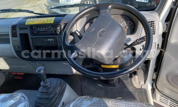 Tenga Tsaru Toyota TownAce Chena Mota in Beitbridge in Matabeleland South Tenga Tsaru Toyota TownAce Chena Mota in Beitbridge in Matabeleland South