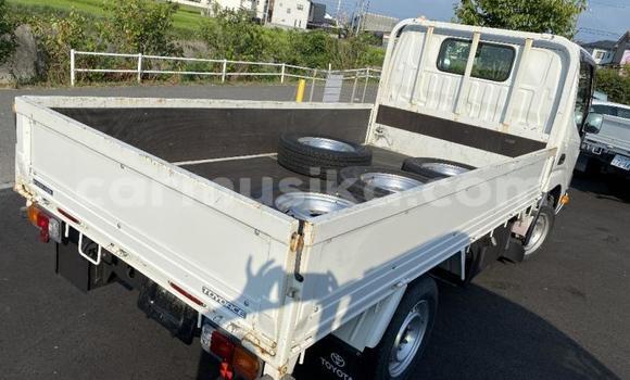 Tenga Tsaru Toyota TownAce Chena Mota in Beitbridge in Matabeleland South Tenga Tsaru Toyota TownAce Chena Mota in Beitbridge in Matabeleland South