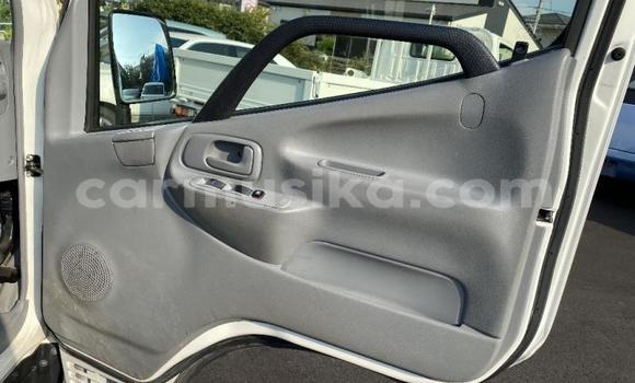 Tenga Tsaru Toyota TownAce Chena Mota in Beitbridge in Matabeleland South Tenga Tsaru Toyota TownAce Chena Mota in Beitbridge in Matabeleland South